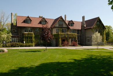 A view of the CFC campus - Armour Heights Officers’ Mess.